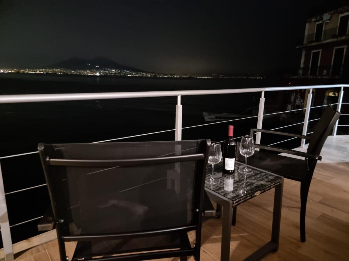 La Casa Sull' Acqua Apartment เนเปิลส์ ภายนอก รูปภาพ