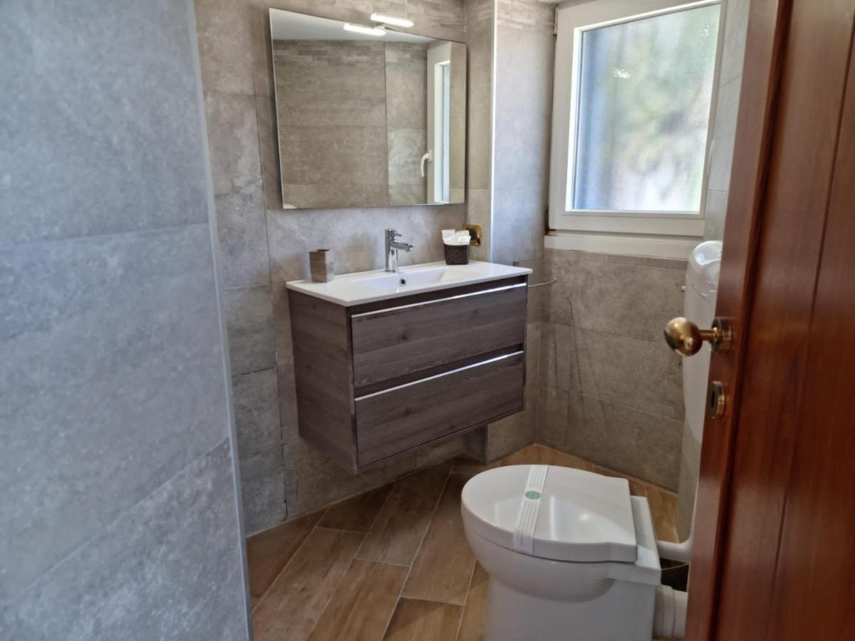 La Casa Sull' Acqua Apartment เนเปิลส์ ภายนอก รูปภาพ