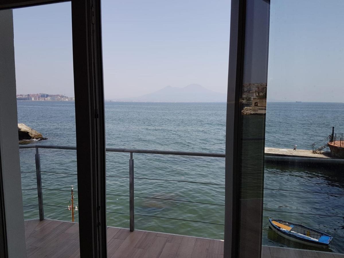La Casa Sull' Acqua Apartment เนเปิลส์ ภายนอก รูปภาพ